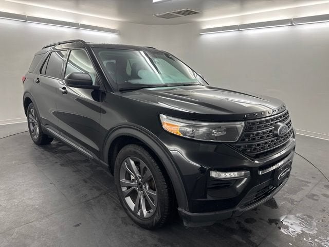2023 Ford Explorer — rear three-quarter view